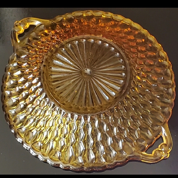 Vntg "Honeycomb Amber" 2 Handled Dish by Indiana Glass - Picture 6 of 9